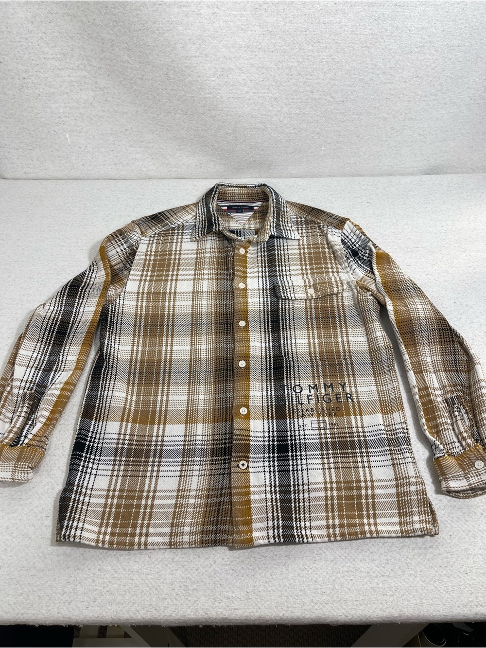 Tommy Hilfiger Men's L Plaid Flannel Cotton Button-Up Shirt/Jacket SKU#0560